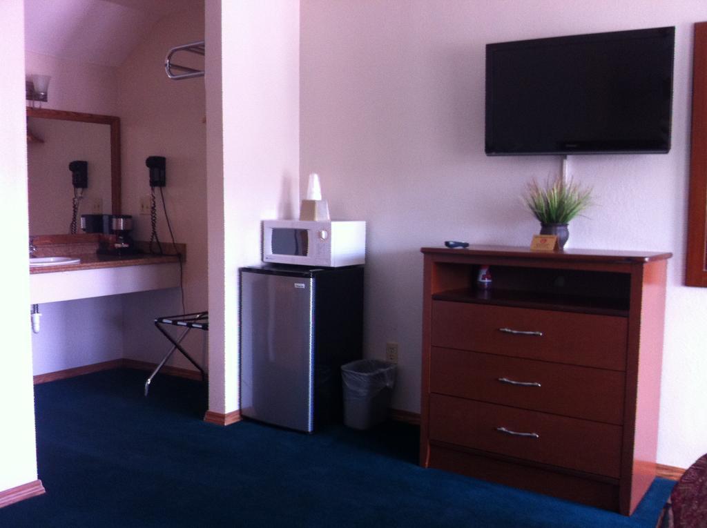 Legacy Inn Price Luaran gambar